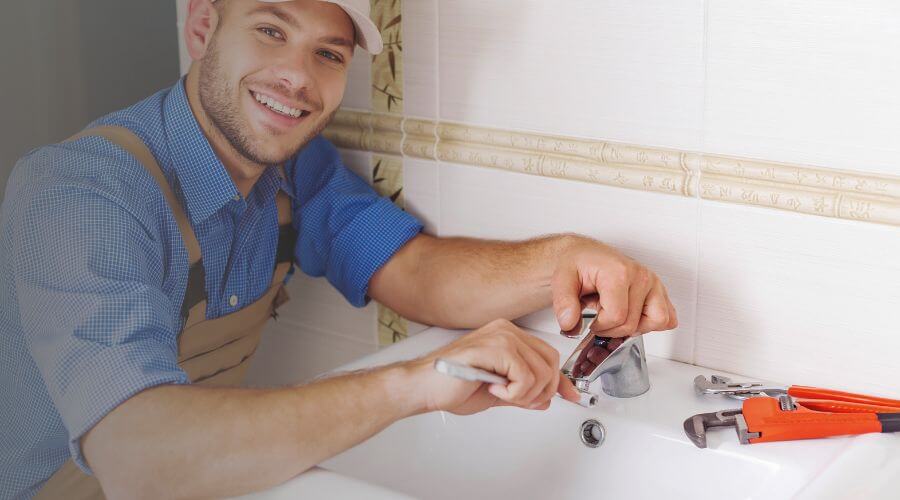 Faucet installation and upgrades in Robeline, LA